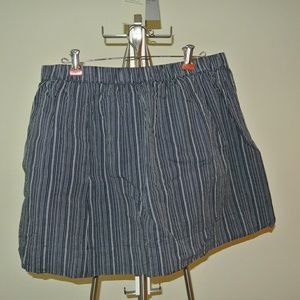 Gap striped skirt with pockets